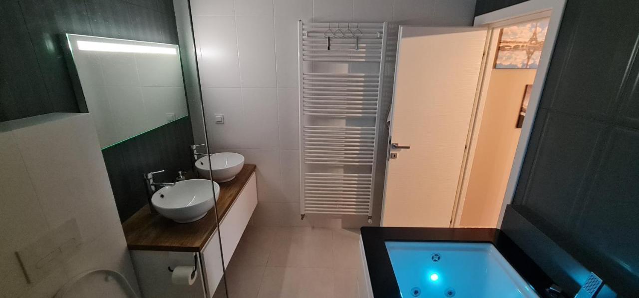 Tonitza Apartament クルージュ＝ナポカ エクステリア 写真